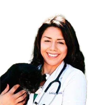 Leticia Gonzalez, Veterinarian Leticia Gonzalez, Veterinarian